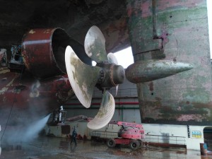 High Pressure Hull Washing 500 Bars